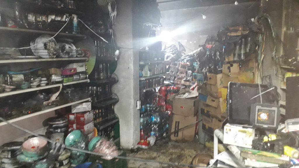 שנאה לדת: תושב ערד הצית חנויות של חרדים