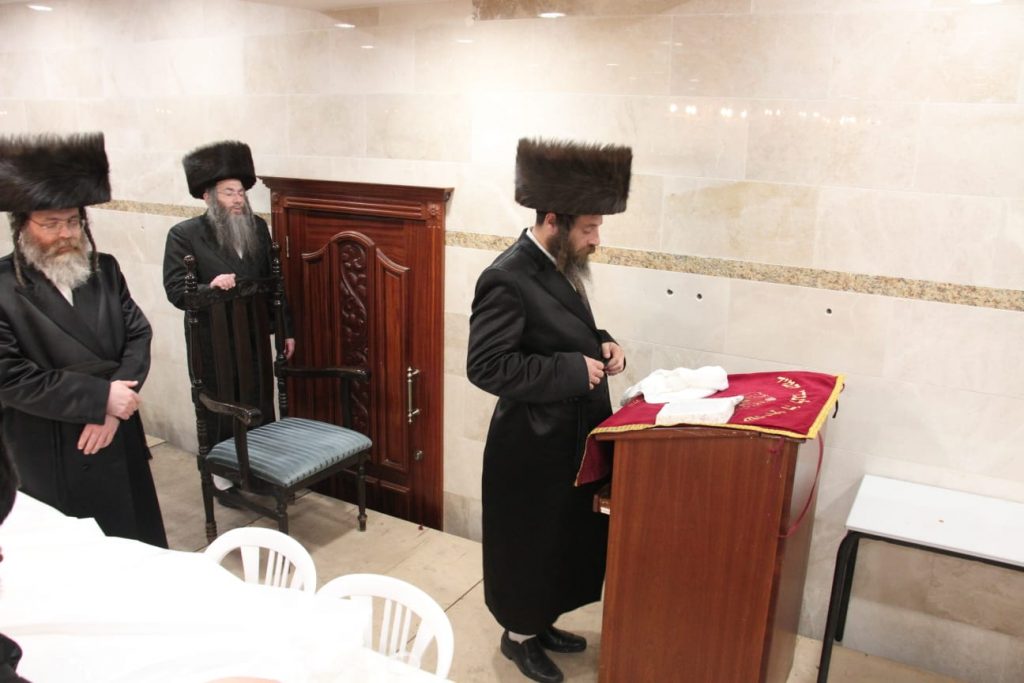 תיעוד: שבת הכתרה בפיטסבורג בראשות כ"ק האדמו"ר תיעוד: שבת הכתרה בפיטסבורג בראשות כ"ק האדמו"ר