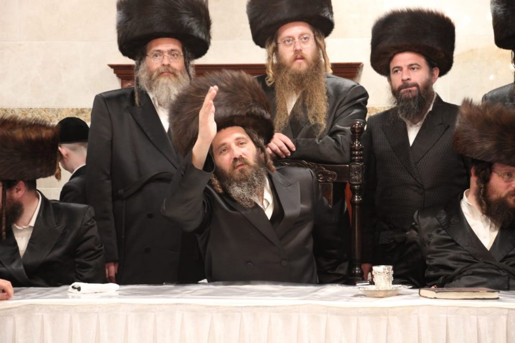 תיעוד: שבת הכתרה בפיטסבורג בראשות כ"ק האדמו"ר תיעוד: שבת הכתרה בפיטסבורג בראשות כ"ק האדמו"ר