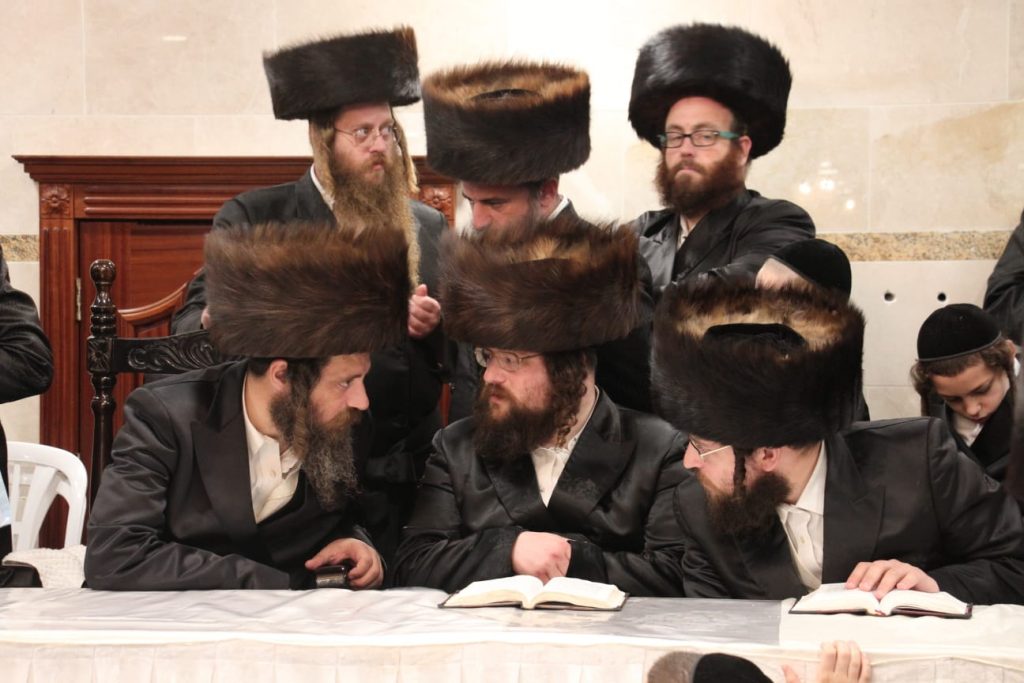 תיעוד: שבת הכתרה בפיטסבורג בראשות כ"ק האדמו"ר תיעוד: שבת הכתרה בפיטסבורג בראשות כ"ק האדמו"ר