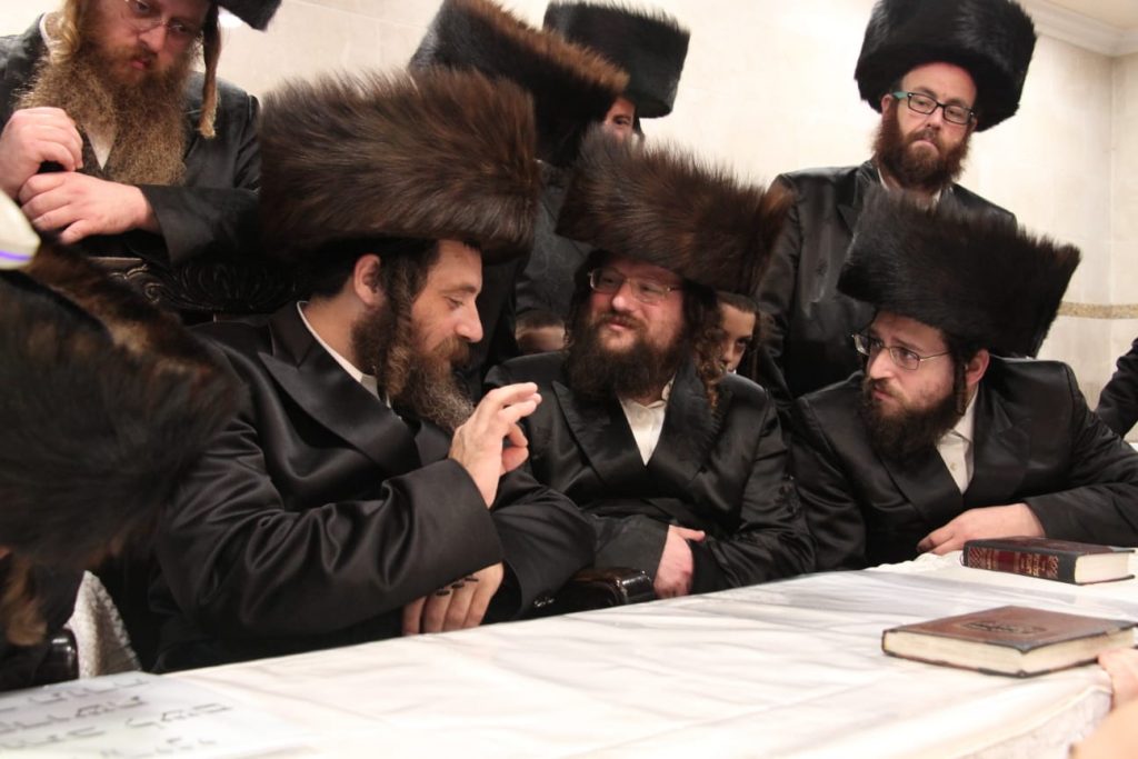 תיעוד: שבת הכתרה בפיטסבורג בראשות כ"ק האדמו"ר תיעוד: שבת הכתרה בפיטסבורג בראשות כ"ק האדמו"ר