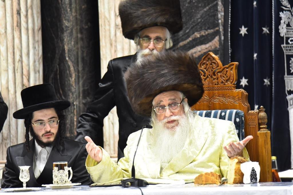 גלריה: אירוסי נכדת כ"ק האדמו"ר מצאנז