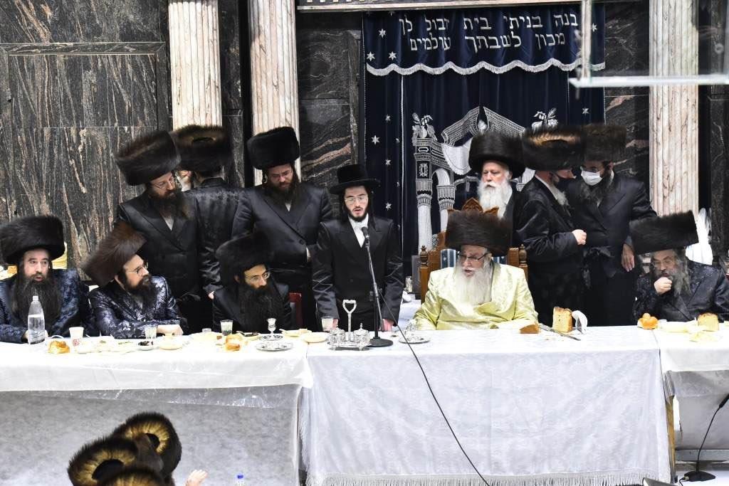 גלריה: אירוסי נכדת כ"ק האדמו"ר מצאנז