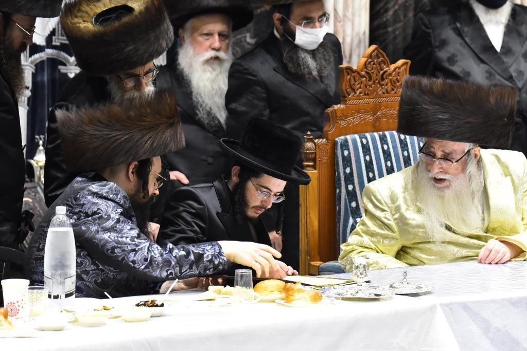 גלריה: אירוסי נכדת כ"ק האדמו"ר מצאנז