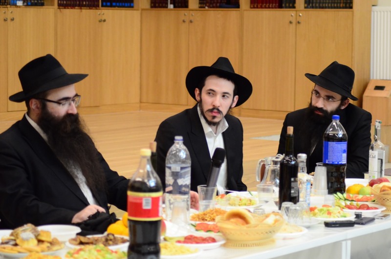 תיעוד: כינוס שלוחים עבור בני השלוחים – תלמידי הישיבה קטנה במוסקבה