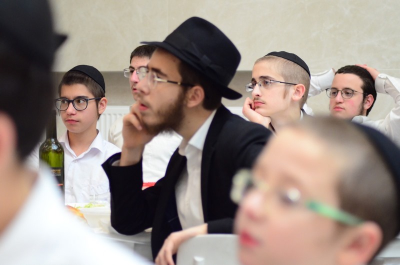 תיעוד: כינוס שלוחים עבור בני השלוחים – תלמידי הישיבה קטנה במוסקבה