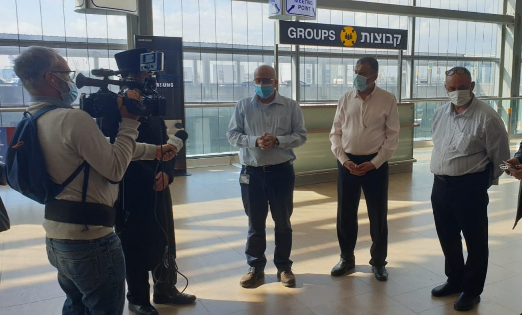 תיעוד: הועדה לפניות הציבור בסיור בנתב"ג ורשות האוכלוסין