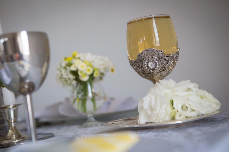 "גזירת החתונות": בעלי האולמות עותרים לבג"צ