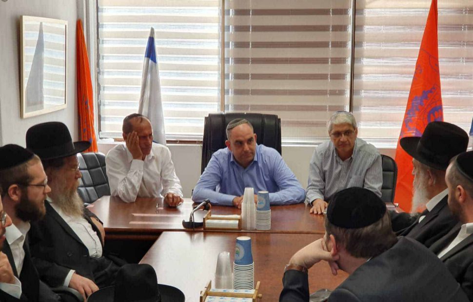פרסום ראשון: רוכשי ותושבי 'אחיסמך' ידרשו לשלם 10,000 שקל לכל בית אב