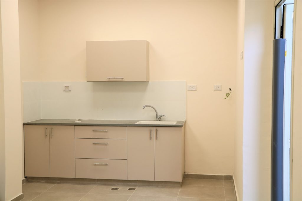 בית הספר "בית יעקב מרכז" עבר למעונו החדש בית הספר "בית יעקב מרכז" עבר למעונו החדש