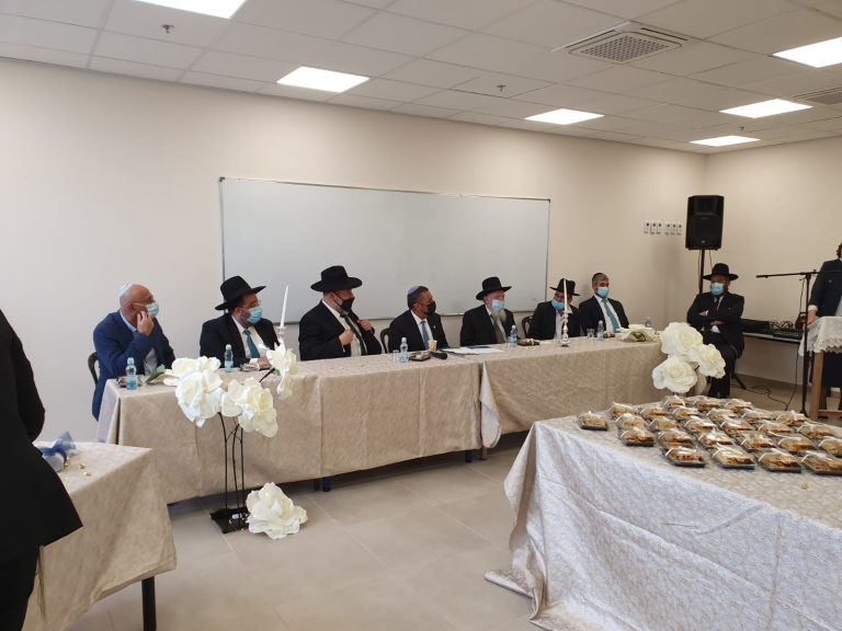 בית הספר "בית יעקב מרכז"  עבר למעונו החדש