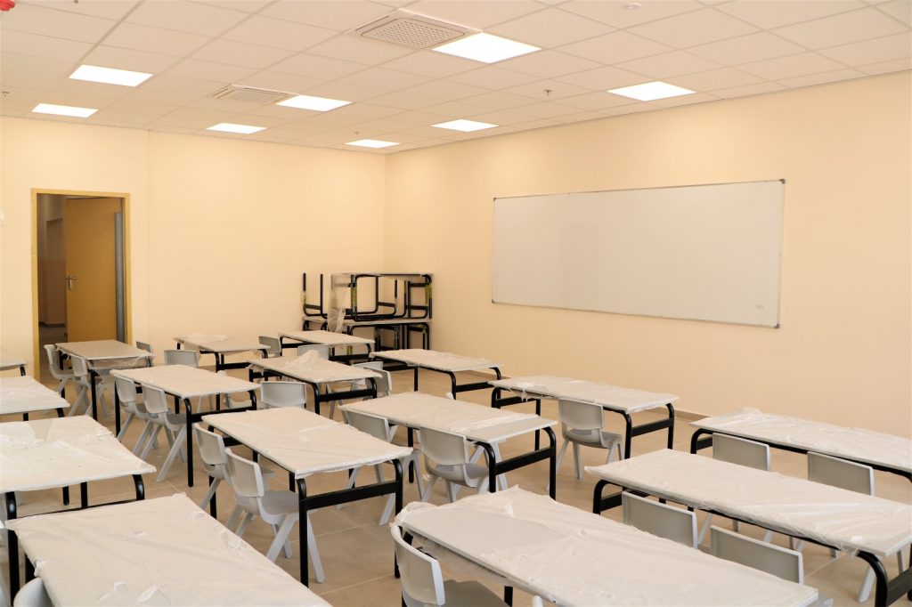 בית הספר "בית יעקב מרכז" עבר למעונו החדש בית הספר "בית יעקב מרכז" עבר למעונו החדש