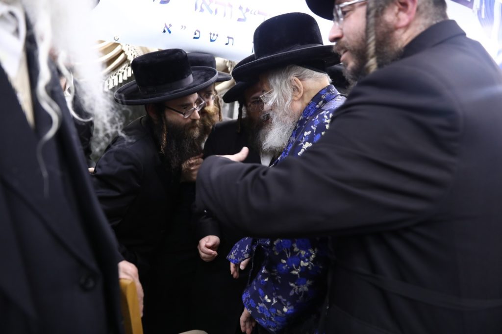 במעמד היסטורי בבית גאב"ד ירושלים: 'העדה החרדית' הכריזה על חריש כעיר השלישית של 'העדה' • גלריה במעמד היסטורי בבית גאב"ד ירושלים: 'העדה החרדית' הכריזה על חריש כעיר השלישית של 'העדה' • גלריה