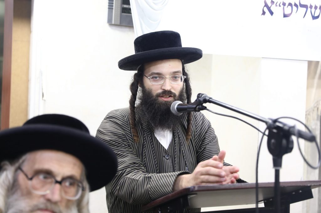 במעמד היסטורי בבית גאב"ד ירושלים: 'העדה החרדית' הכריזה על חריש כעיר השלישית של 'העדה' • גלריה במעמד היסטורי בבית גאב"ד ירושלים: 'העדה החרדית' הכריזה על חריש כעיר השלישית של 'העדה' • גלריה