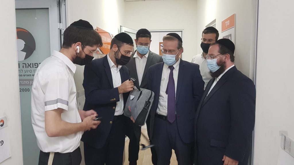 "זהו סטארט-אפ עולמי" • כשח"כ פינדרוס נדהם מהיצירתיות של המח היהודי • צפו "זהו סטארט-אפ עולמי" • כשח"כ פינדרוס נדהם מהיצירתיות של המח היהודי • צפו