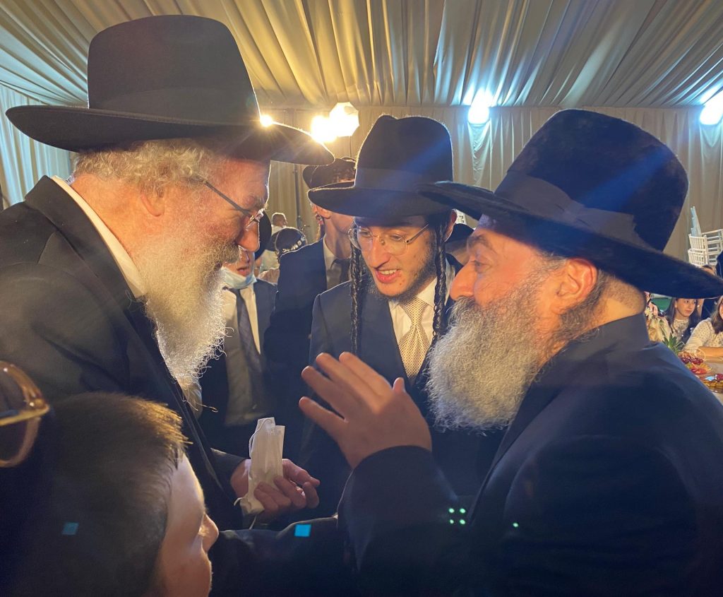 תיעוד: מעמד חופת בן האדמו"ר רבי יקותיאל אבוחצירא