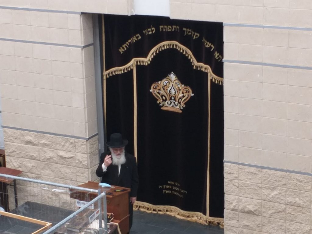 תיעוד: עצרת התעוררות בישיבת ראדין על פטירת הגרי"א שפירא זצ"ל תיעוד: עצרת התעוררות בישיבת ראדין על פטירת הגרי"א שפירא זצ"ל