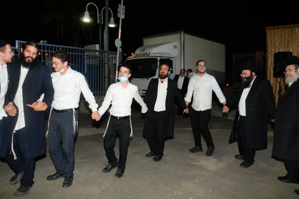 סיום מסכת בישיבת "משיב הרוח - רוח חיים" בבני ברק