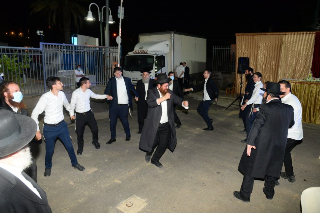 סיום מסכת בישיבת "משיב הרוח - רוח חיים" בבני ברק