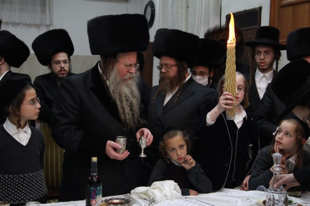 מוצאי שבת שבע ברכות והבדלה בקוזמיר בבני ברק