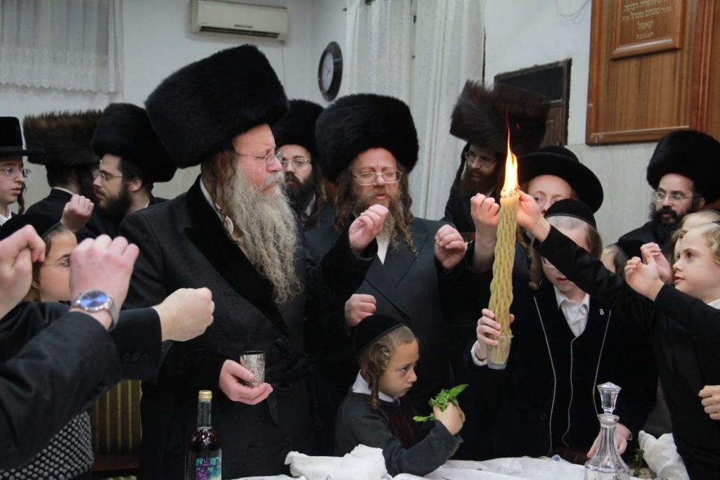 מוצאי שבת שבע ברכות והבדלה בקוזמיר בבני ברק