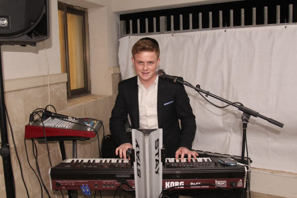 תיעוד: סיום מסכת עירובין בכולל עוז לעמו