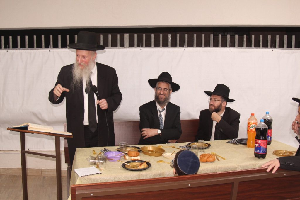 תיעוד: סיום מסכת עירובין בכולל עוז לעמו