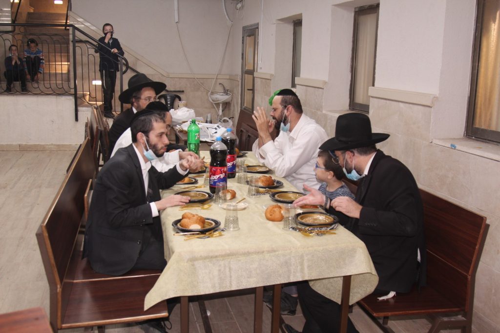 תיעוד: סיום מסכת עירובין בכולל עוז לעמו