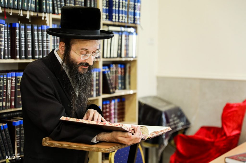 קרית גת: הרב גדליה ריזל בשיעור מרתק לאברכים החב"דיים קרית גת: הרב גדליה ריזל בשיעור מרתק לאברכים החב"דיים