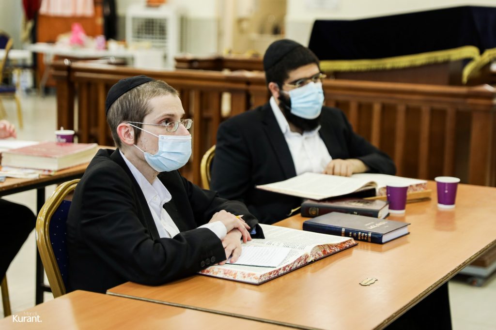 קרית גת: הרב גדליה ריזל בשיעור מרתק לאברכים החב"דיים קרית גת: הרב גדליה ריזל בשיעור מרתק לאברכים החב"דיים