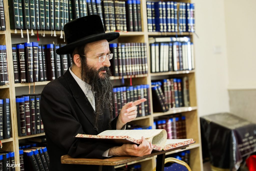 קרית גת: הרב גדליה ריזל בשיעור מרתק לאברכים החב"דיים קרית גת: הרב גדליה ריזל בשיעור מרתק לאברכים החב"דיים