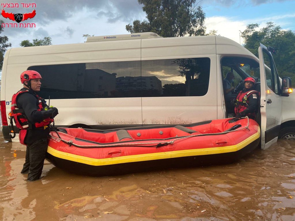 תיעוד ההצפות בחדרה: תחזית מעודכנת