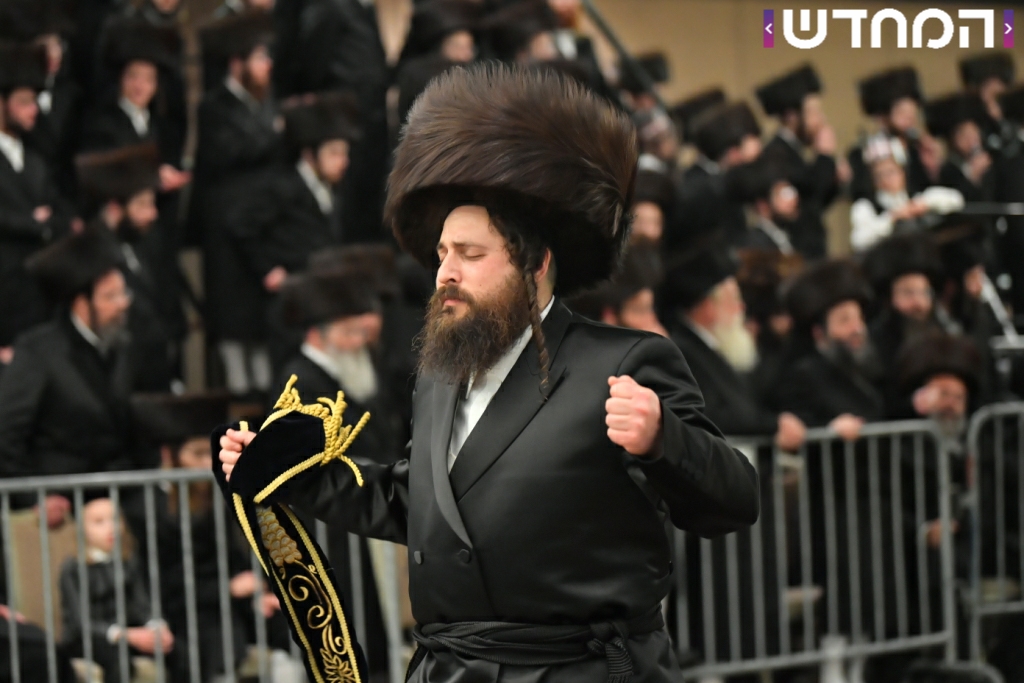 קוֹל רִנָּה וִישׁוּעָה: שמחת בית ויז'ניץ - סערט ויזניץ - זוויעהל מאנסי • גלריה מורחבת