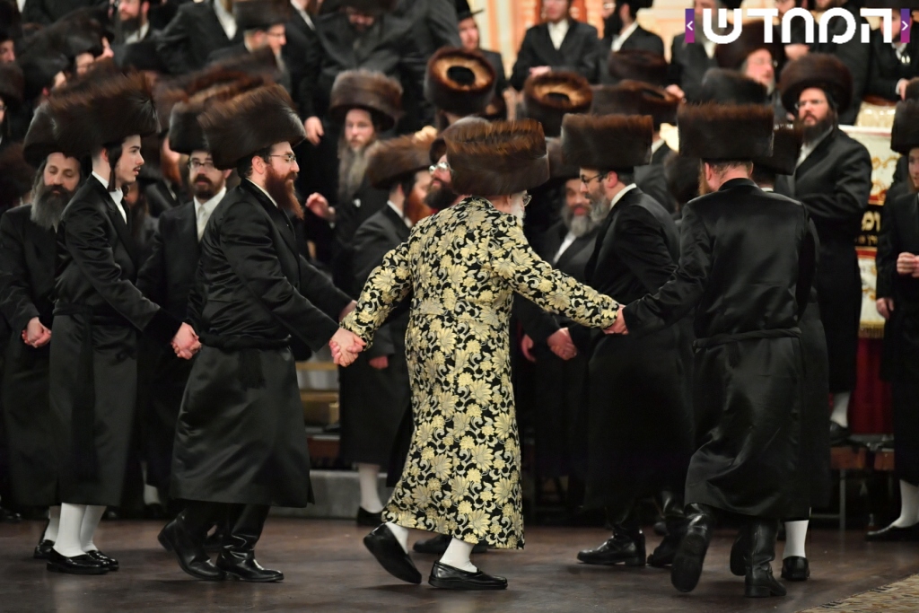 קוֹל רִנָּה וִישׁוּעָה: שמחת בית ויז'ניץ - סערט ויזניץ - זוויעהל מאנסי • גלריה מורחבת