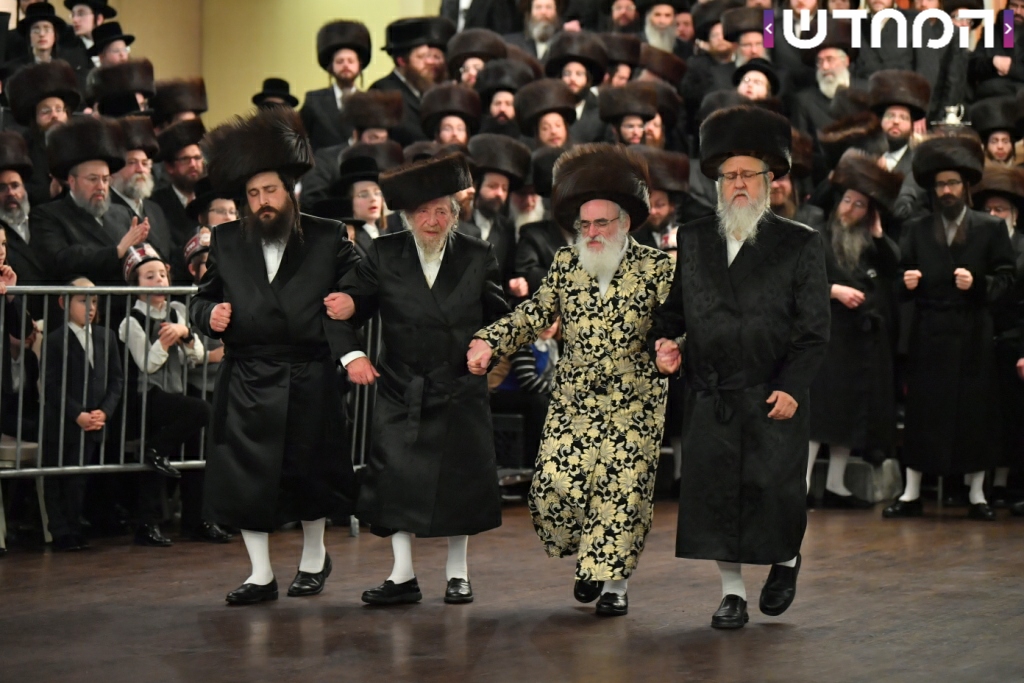 קוֹל רִנָּה וִישׁוּעָה: שמחת בית ויז'ניץ - סערט ויזניץ - זוויעהל מאנסי • גלריה מורחבת