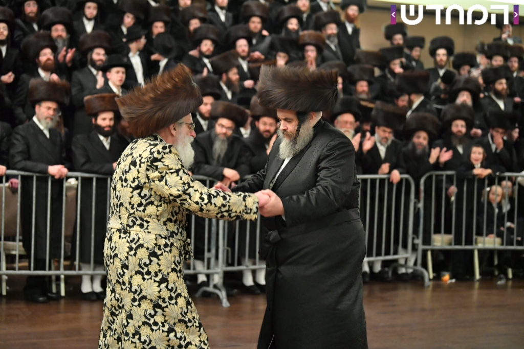 קוֹל רִנָּה וִישׁוּעָה: שמחת בית ויז'ניץ - סערט ויזניץ - זוויעהל מאנסי • גלריה מורחבת