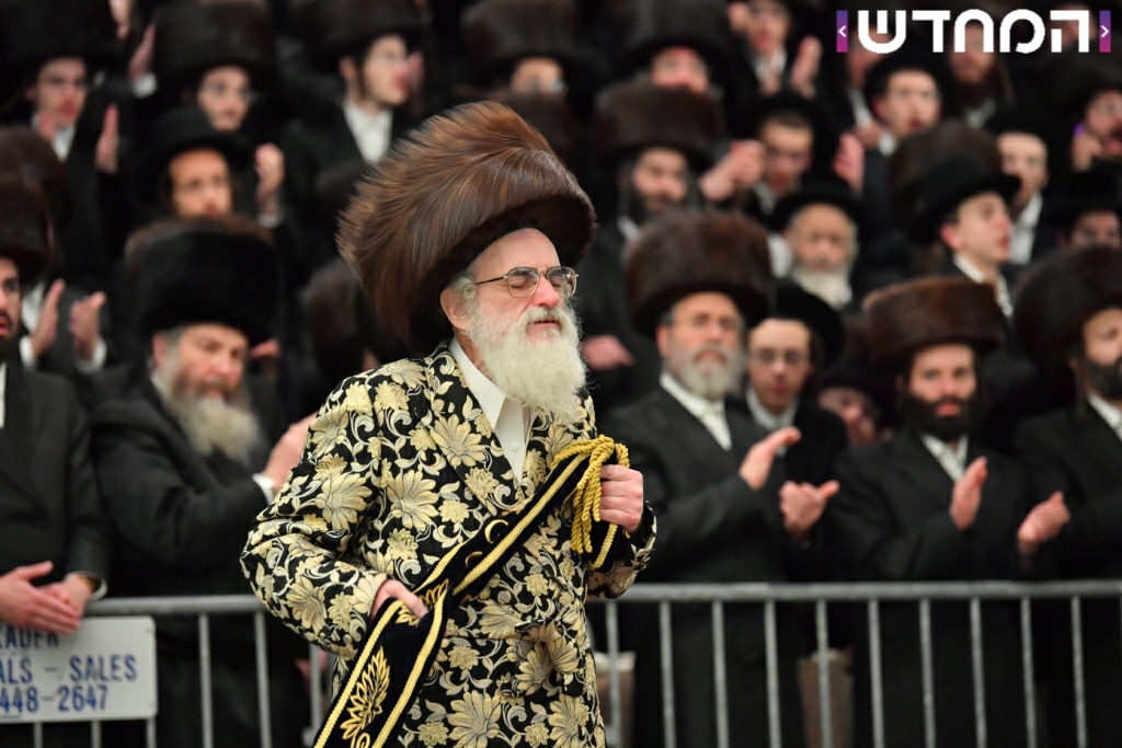 קוֹל רִנָּה וִישׁוּעָה: שמחת בית ויז'ניץ - סערט ויזניץ - זוויעהל מאנסי • גלריה מורחבת