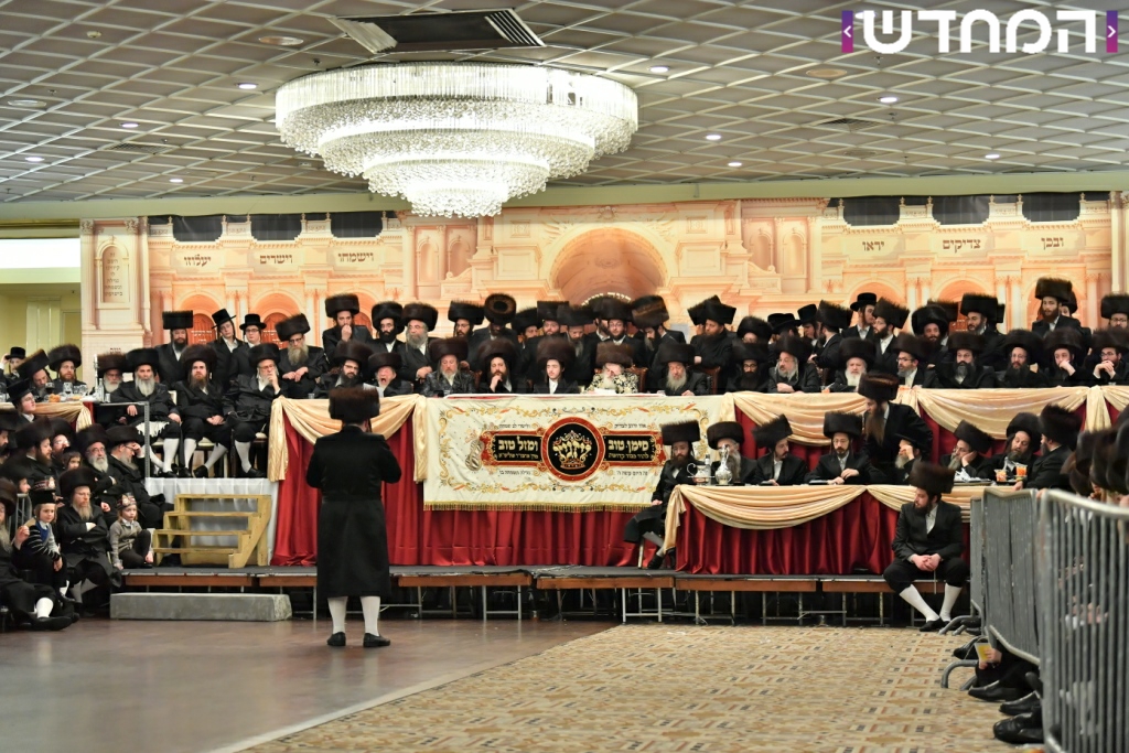 קוֹל רִנָּה וִישׁוּעָה: שמחת בית ויז'ניץ - סערט ויזניץ - זוויעהל מאנסי • גלריה מורחבת