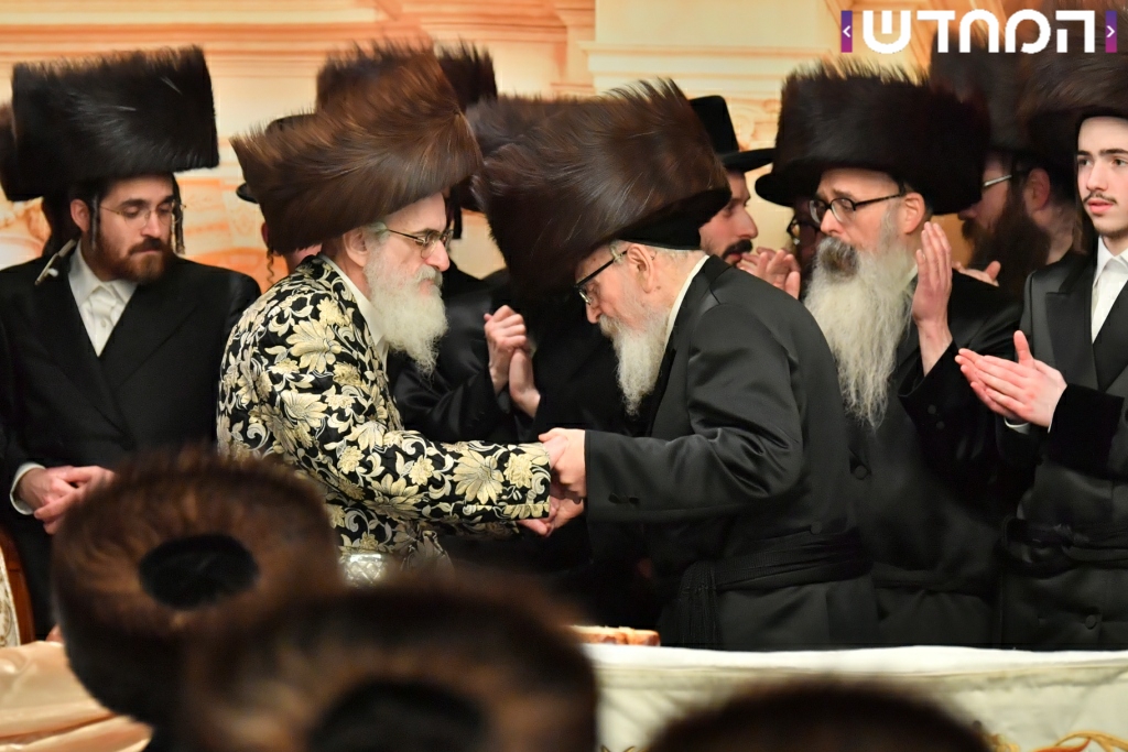 קוֹל רִנָּה וִישׁוּעָה: שמחת בית ויז'ניץ - סערט ויזניץ - זוויעהל מאנסי • גלריה מורחבת