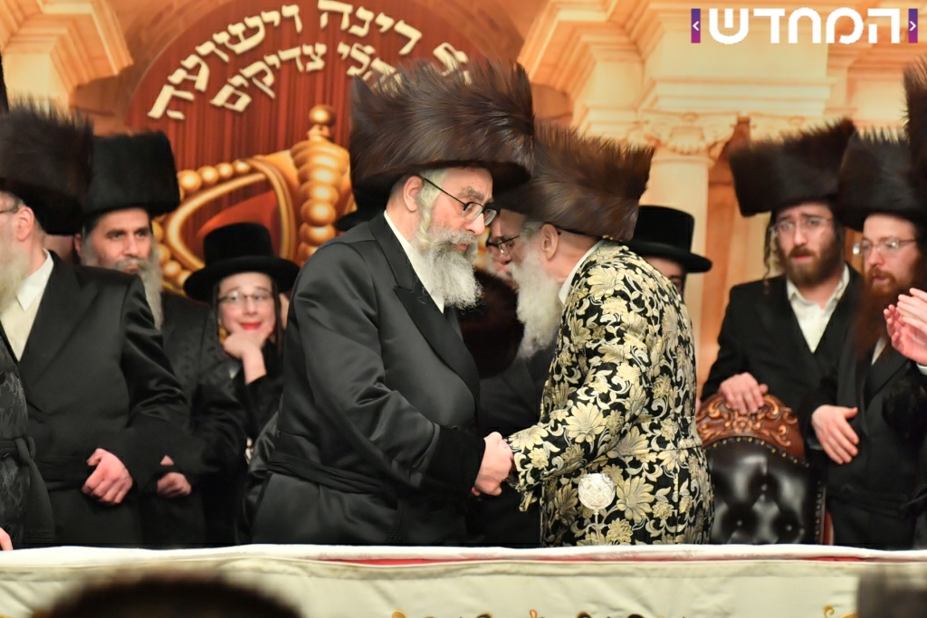 קוֹל רִנָּה וִישׁוּעָה: שמחת בית ויז'ניץ - סערט ויזניץ - זוויעהל מאנסי • גלריה מורחבת