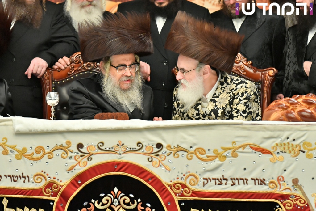 קוֹל רִנָּה וִישׁוּעָה: שמחת בית ויז'ניץ - סערט ויזניץ - זוויעהל מאנסי • גלריה מורחבת