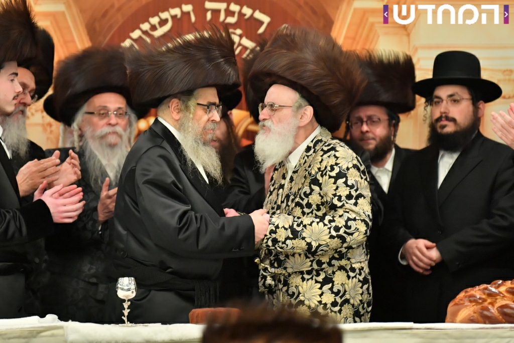 קוֹל רִנָּה וִישׁוּעָה: שמחת בית ויז'ניץ - סערט ויזניץ - זוויעהל מאנסי • גלריה מורחבת