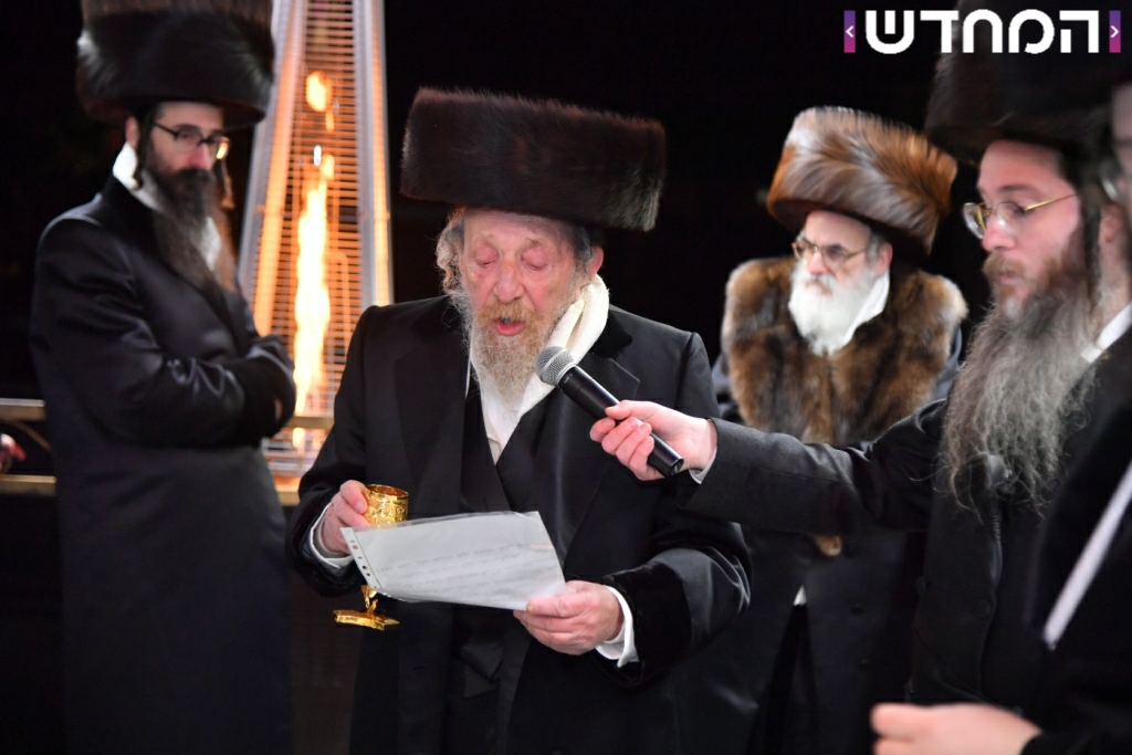 קוֹל רִנָּה וִישׁוּעָה: שמחת בית ויז'ניץ - סערט ויזניץ - זוויעהל מאנסי • גלריה מורחבת