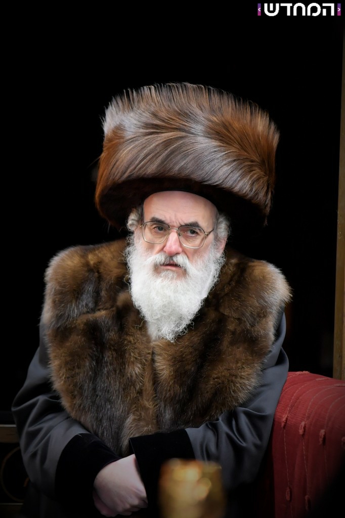 קוֹל רִנָּה וִישׁוּעָה: שמחת בית ויז'ניץ - סערט ויזניץ - זוויעהל מאנסי • גלריה מורחבת