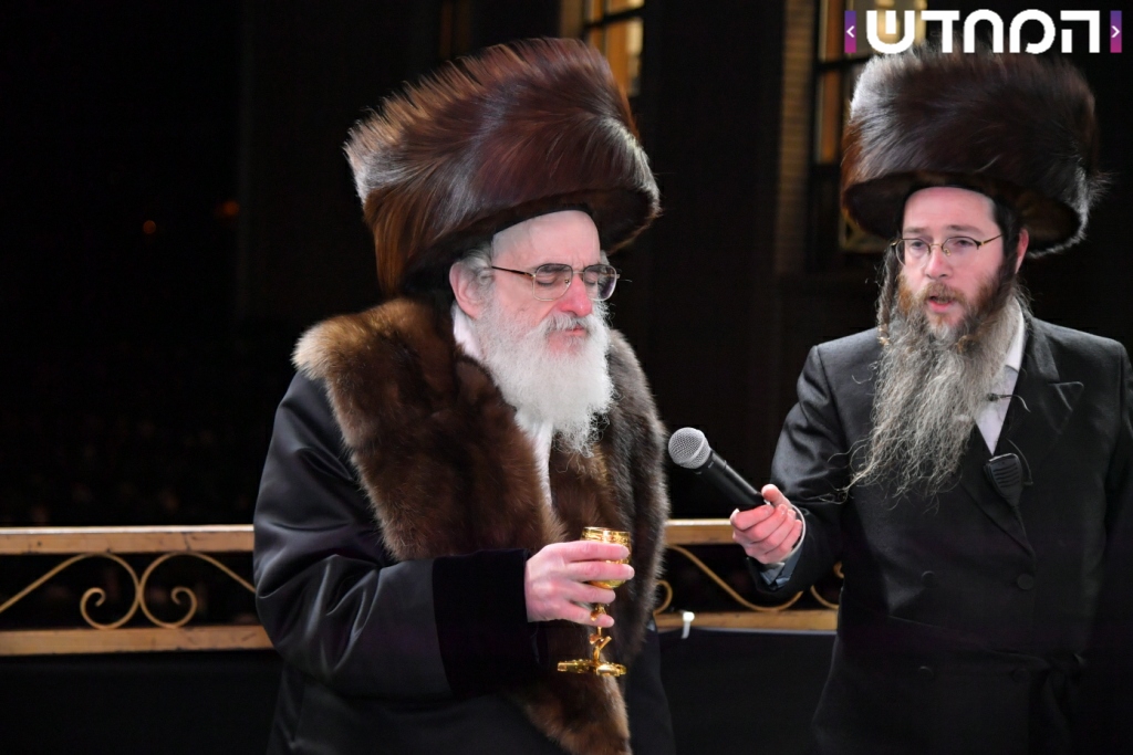 קוֹל רִנָּה וִישׁוּעָה: שמחת בית ויז'ניץ - סערט ויזניץ - זוויעהל מאנסי • גלריה מורחבת