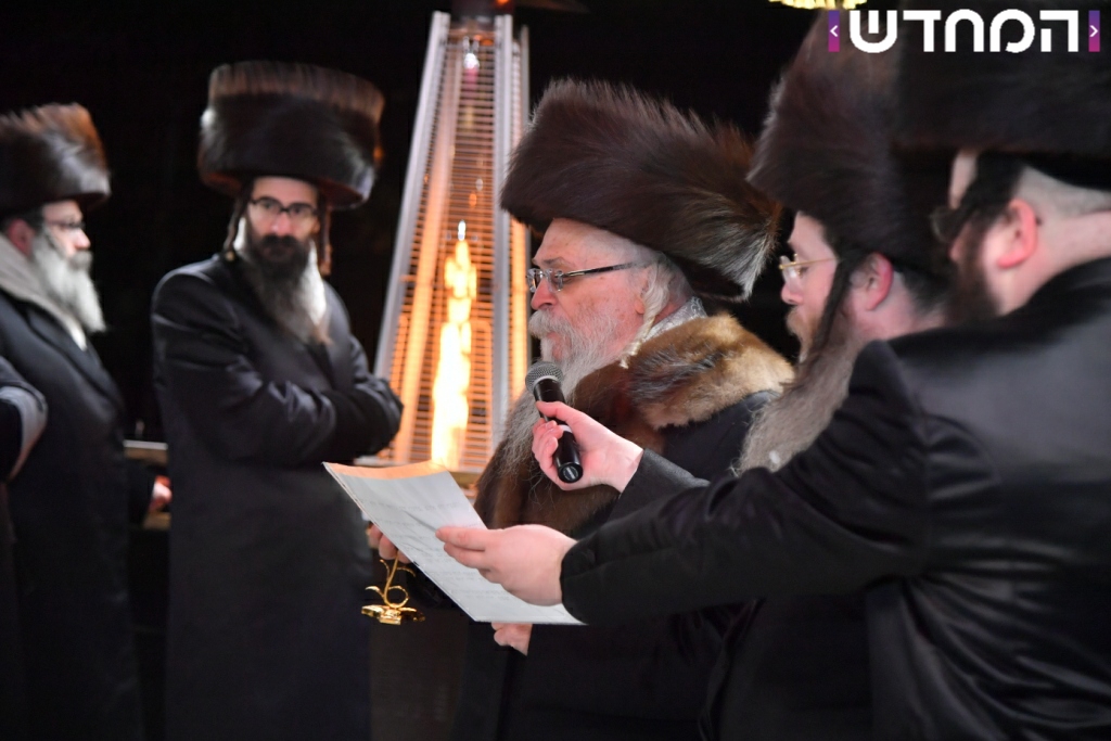 קוֹל רִנָּה וִישׁוּעָה: שמחת בית ויז'ניץ - סערט ויזניץ - זוויעהל מאנסי • גלריה מורחבת