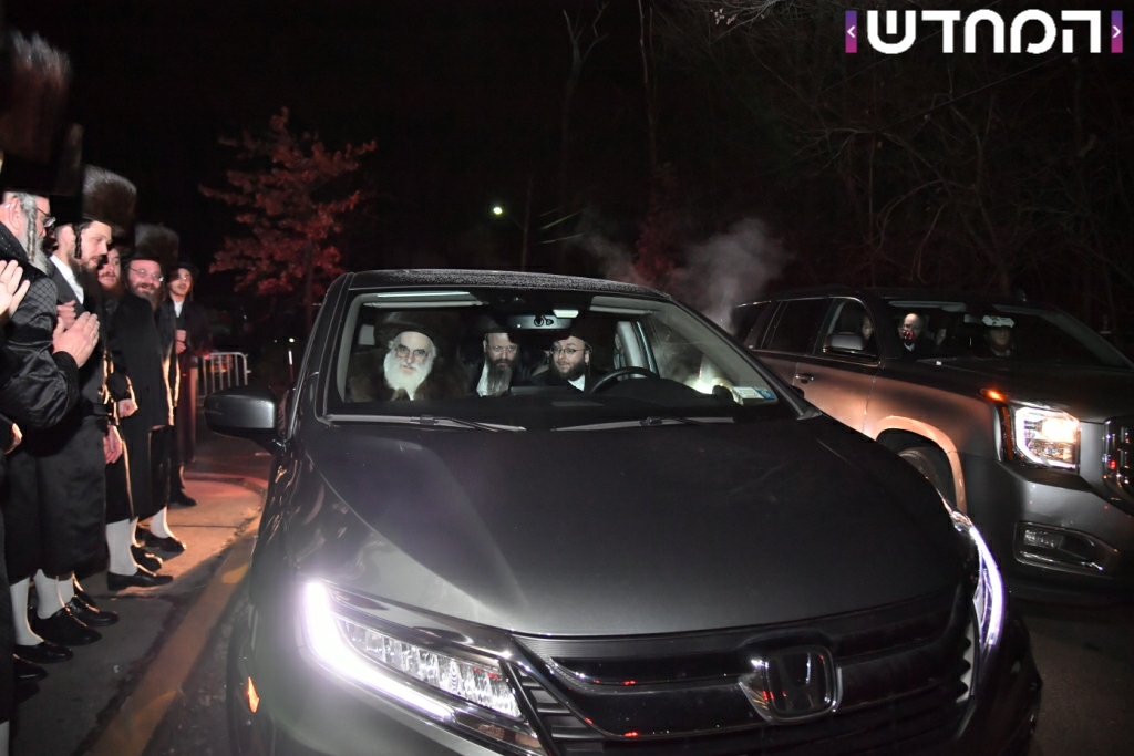 קוֹל רִנָּה וִישׁוּעָה: שמחת בית ויז'ניץ - סערט ויזניץ - זוויעהל מאנסי • גלריה מורחבת