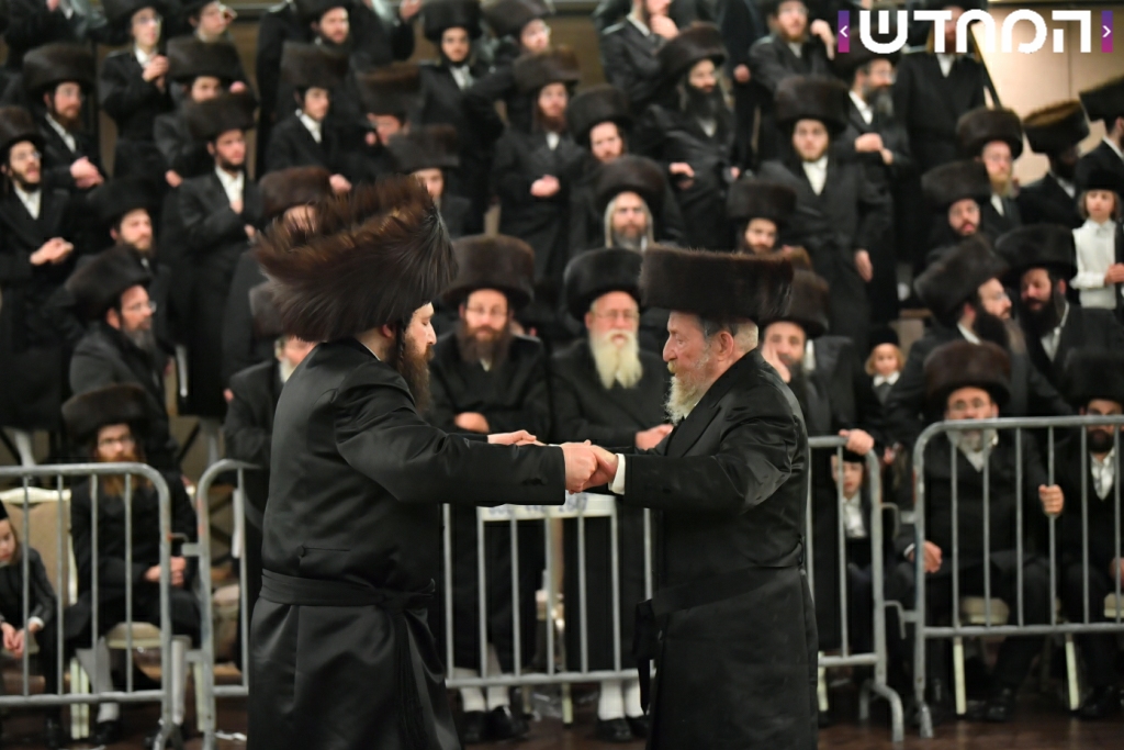 קוֹל רִנָּה וִישׁוּעָה: שמחת בית ויז'ניץ - סערט ויזניץ - זוויעהל מאנסי • גלריה מורחבת