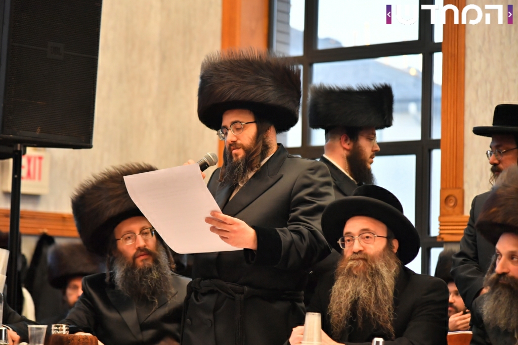 קוֹל רִנָּה וִישׁוּעָה: שמחת בית ויז'ניץ - סערט ויזניץ - זוויעהל מאנסי • גלריה מורחבת