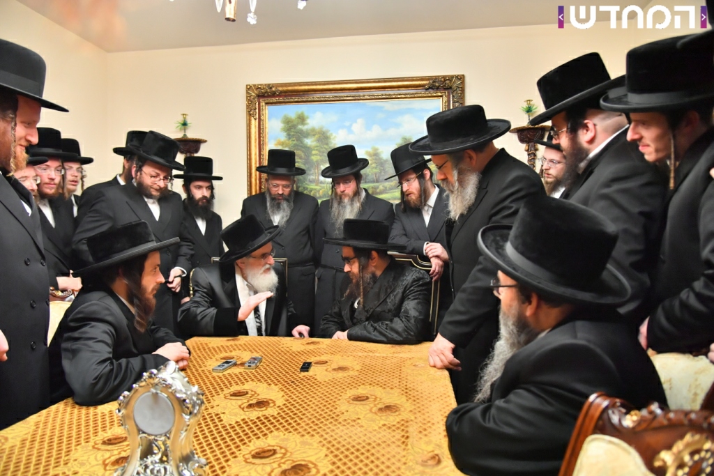 האדמו"ר מויז׳ניץ בביקור בארה"ב • גלריה